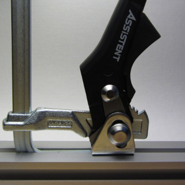 Струбцина рычажная быстрозажимная BESSEY